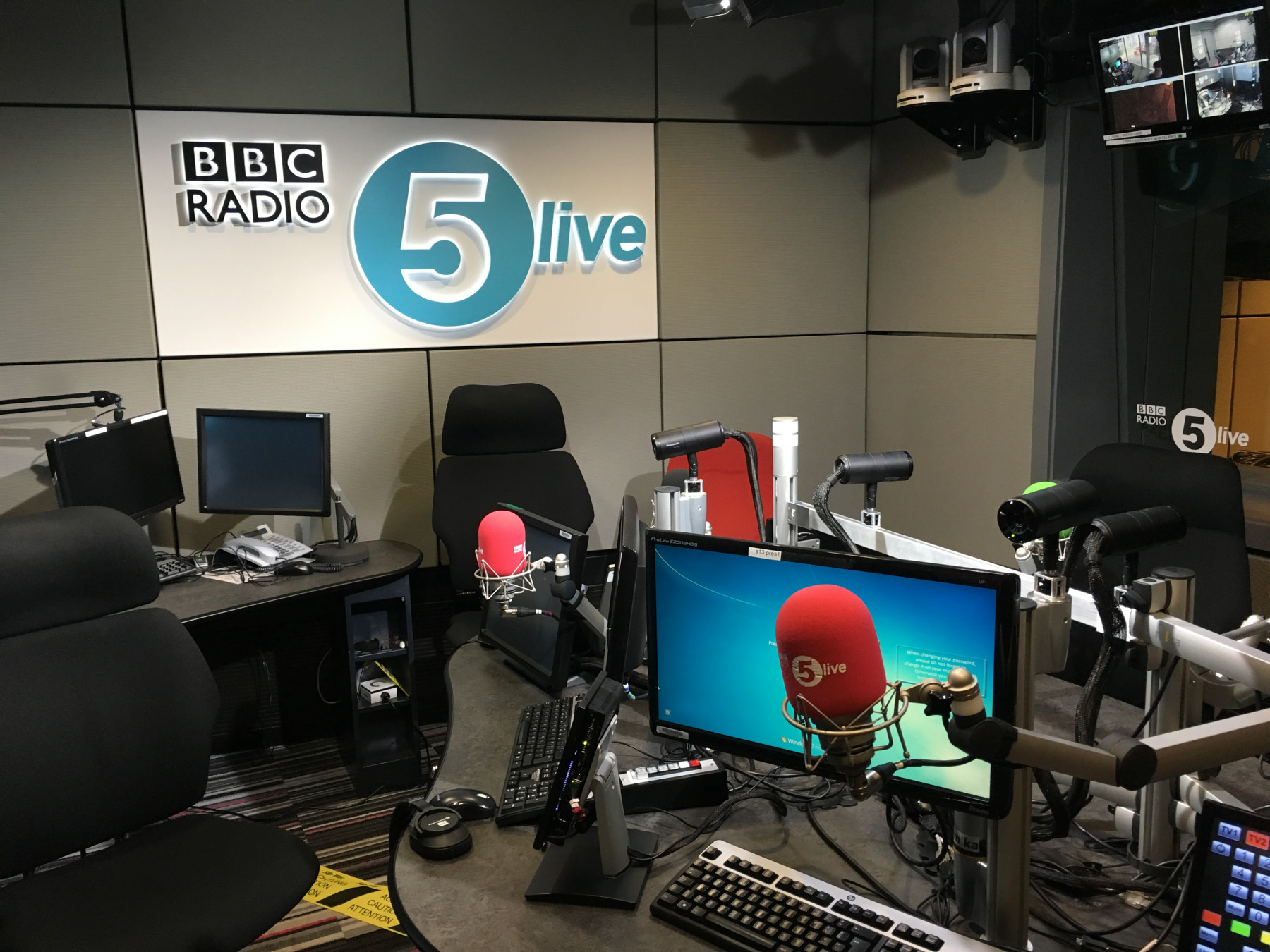 download 9 to 5 live download 9 to 5 live