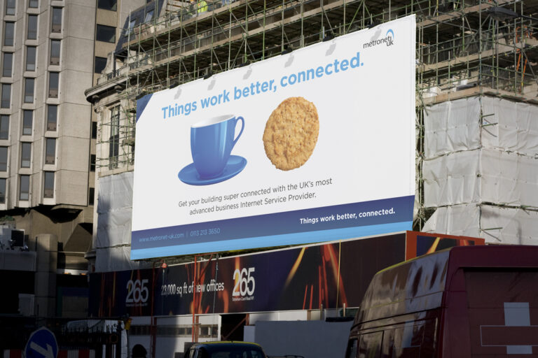 Pixel8-campaign-for-Metronet-UK-billboard_0