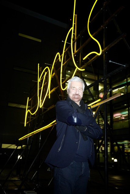 Willy-Russell-Neon-Artwork_0