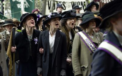Carey-Mulligan-Helena-Bonham-Carter-in-Suffragette_0