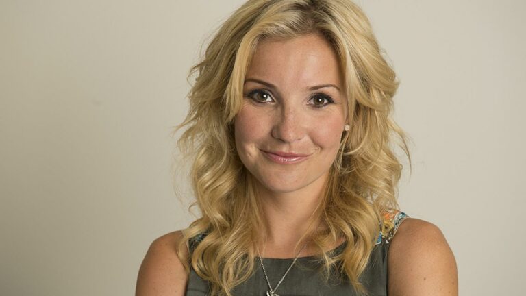 Helen Skelton