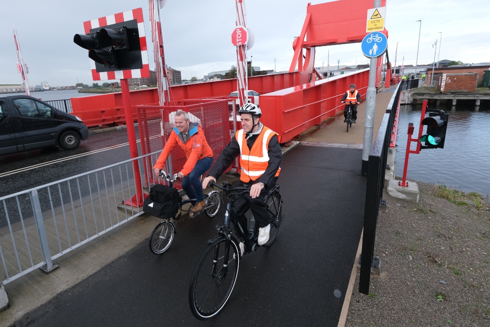 steve_simon_-_bike_ride_-_bridge