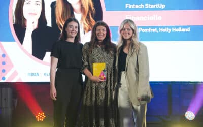 Financielle's founders collect their award