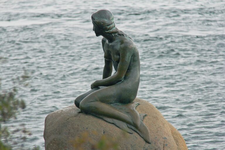Copenhagen's Little Mermaid statue