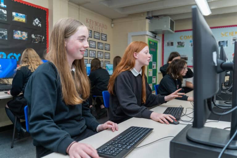 innovateherstudents